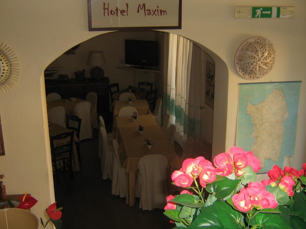 Hotel Maxim Olbia Esterno foto