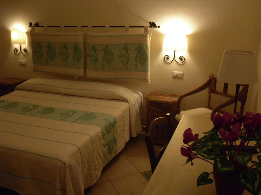 Hotel Maxim Olbia Esterno foto