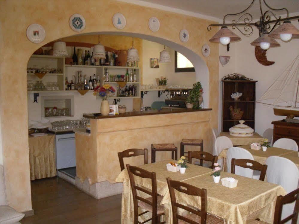 Hotel Maxim Olbia Esterno foto